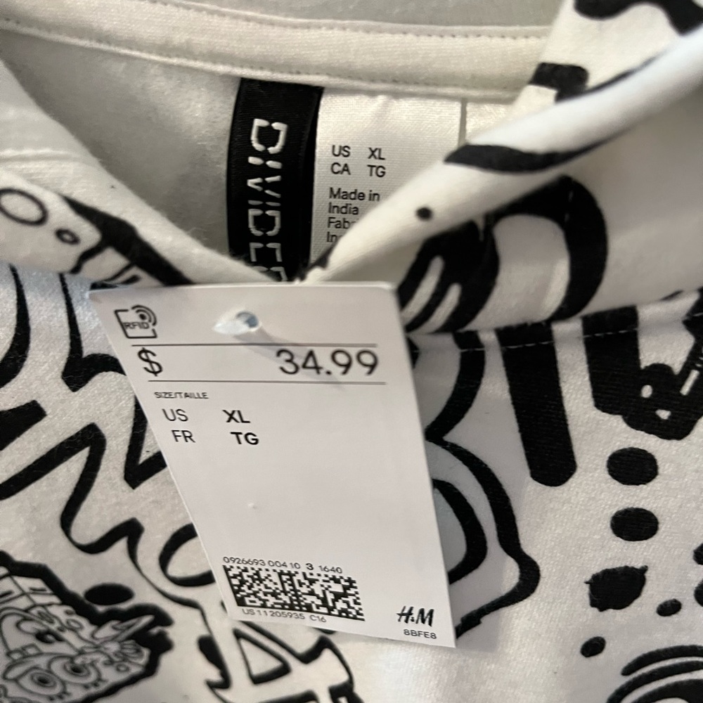 NWT Hoodie, white with black design “SpongeBob”